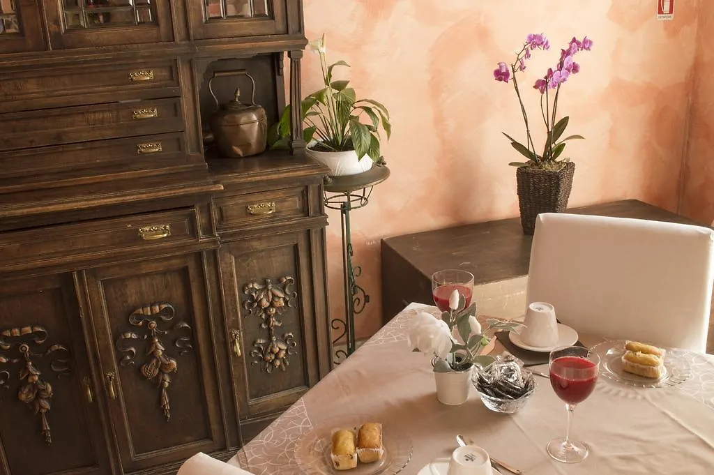 *** Bed & Breakfast La Corte Dei Principi - Residenza D'Epoca Florence Italy