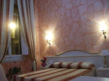 Bed & Breakfast La Corte Dei Principi - Residenza D'Epoca Florence