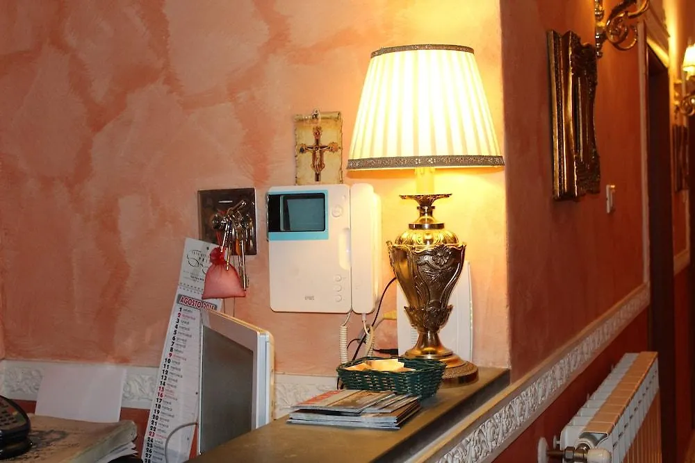 La Corte Dei Principi - Residenza D'Epoca Florence Bed & Breakfast